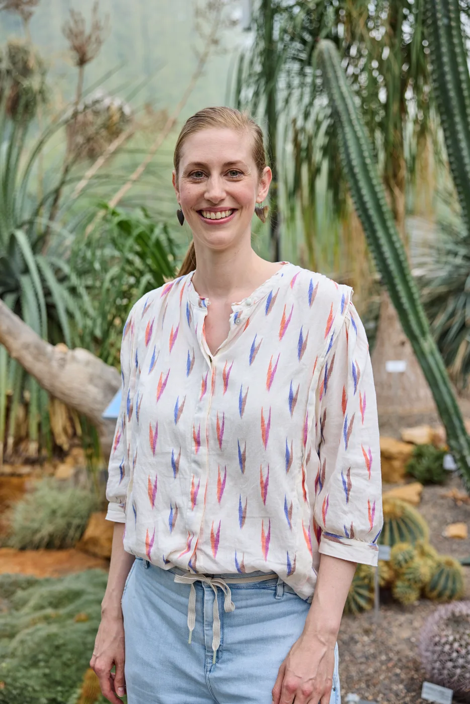 Andrea Horka lächelt in die Kamera